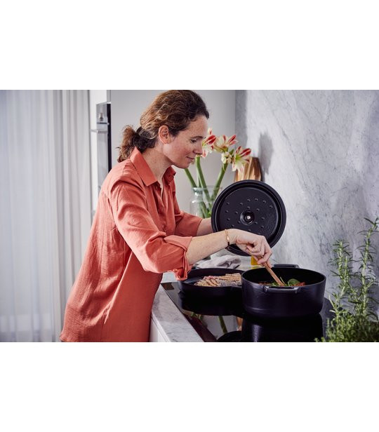 Stoofpot Nori zwart rond 26 cm 5L