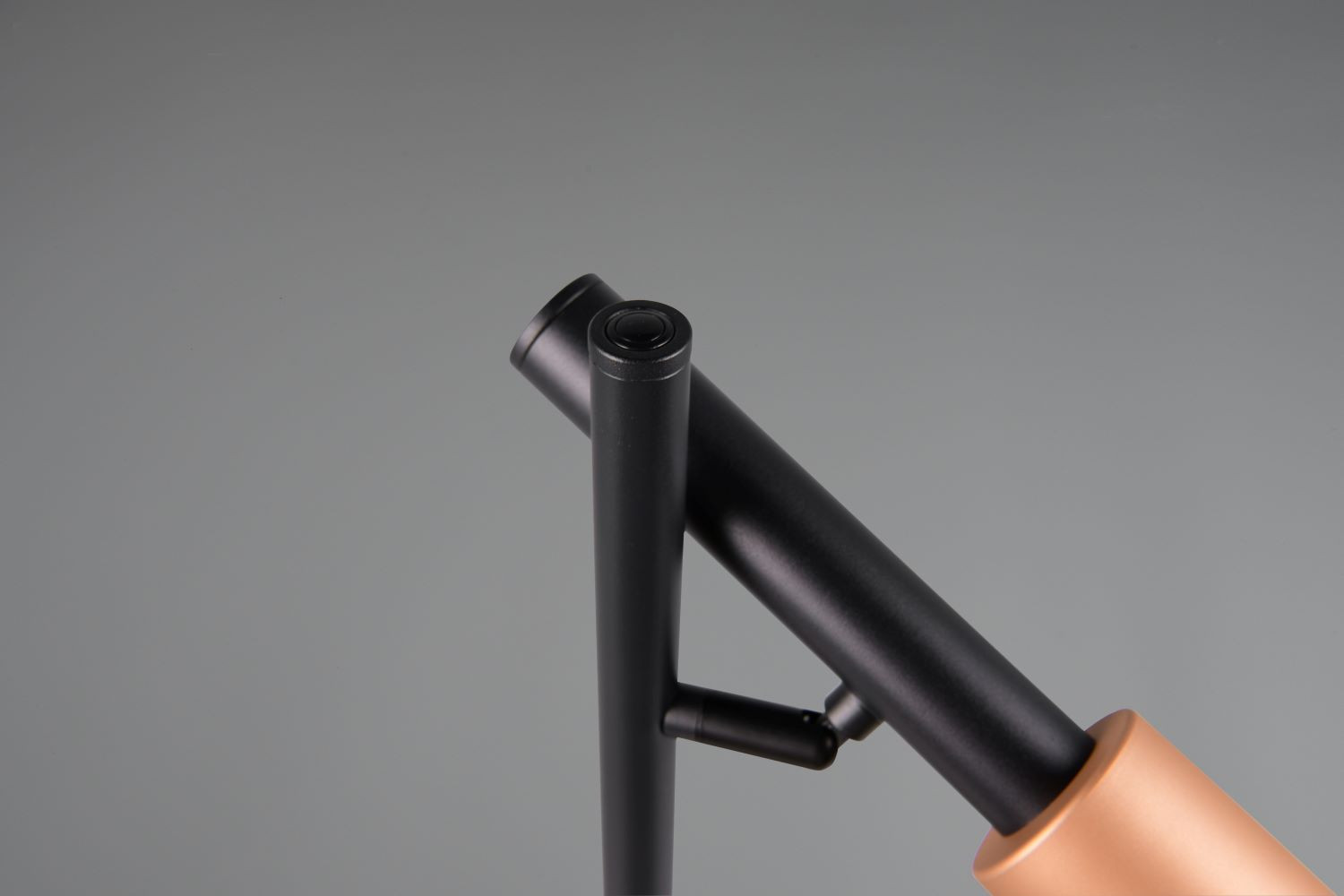 455310332 IKARIS Vloerlamp 3x4,5w 450lm CCT zwart