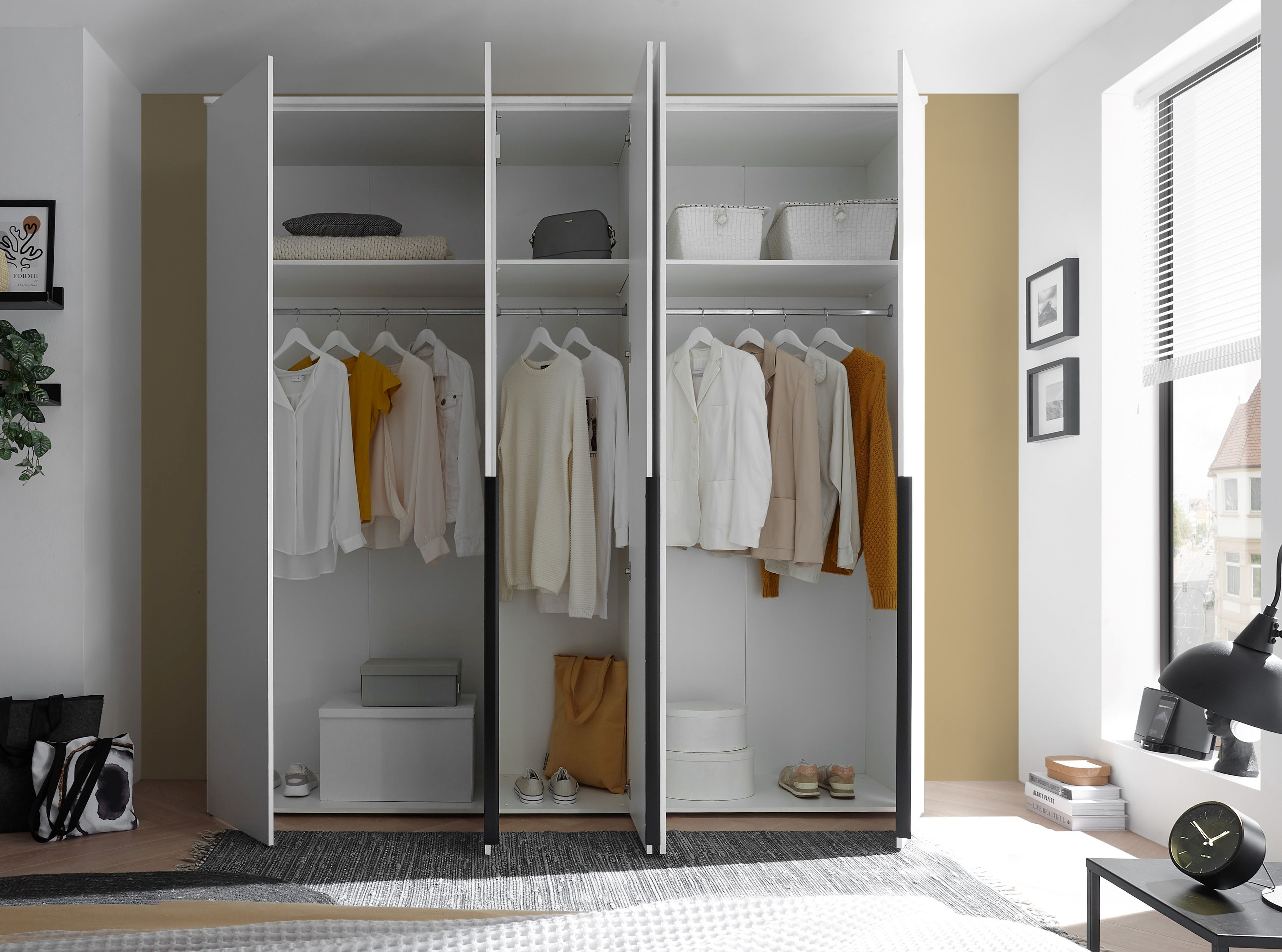 Kleerkast Katrina 5 deurs wit